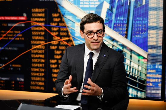 炒股配资官网网址 欧盟警告：特朗普若征收基准关税仍将引发报复